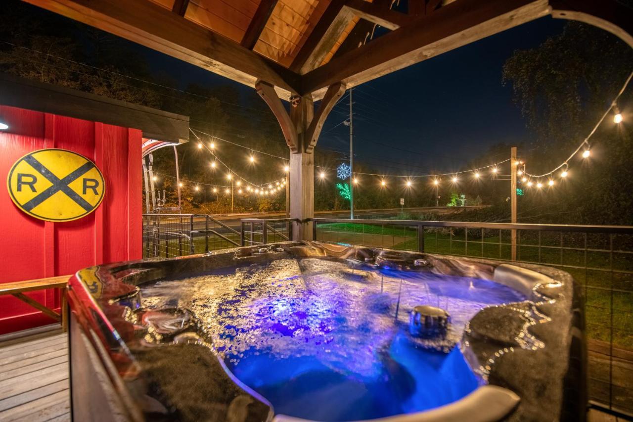 Smoky Mountain Station Villa Pigeon Forge Exterior foto