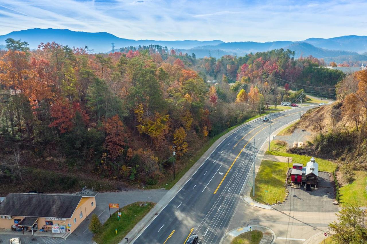 Smoky Mountain Station Villa Pigeon Forge Exterior foto